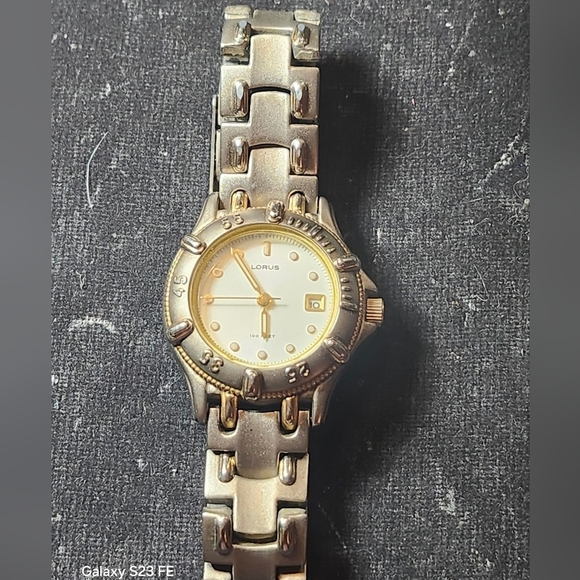 Lorus Accessories - Vintage 90s Lorus dive watch